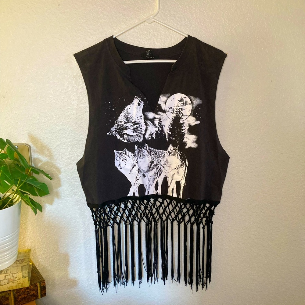 Wolf Cropped Tank Top